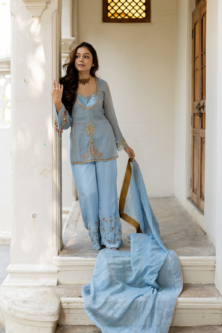 NAYAAB SET